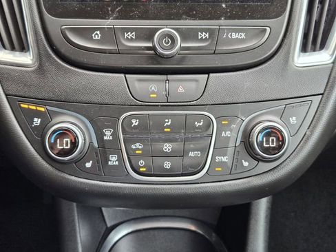 Used 2024 Chevrolet Malibu LT image 16