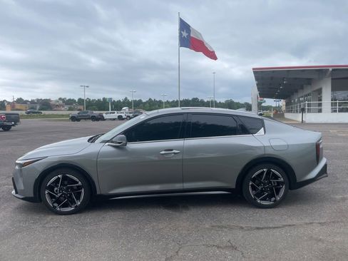 Used 2025 Kia K4 GT-Line w/ GT-Line Sunroof Package FWD image 4