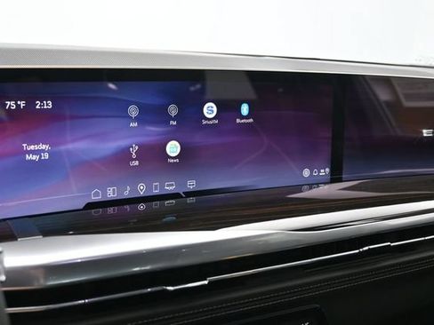 New 2026 Cadillac Escalade ESV Luxury w/ LPO, Radiant Package AWD/4WD image 23