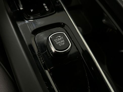 Used 2024 Volvo S60 B5 Plus image 9