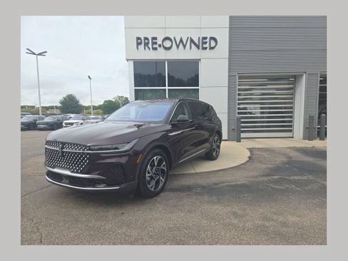 Used 2024 Lincoln Nautilus Premier w/ Equipment Group 102A AWD/4WD image 1