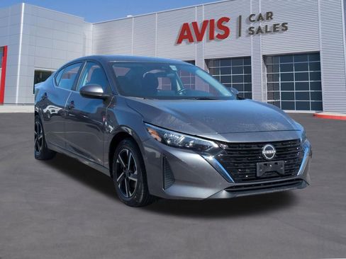 Used 2025 Nissan Sentra SV FWD image 3