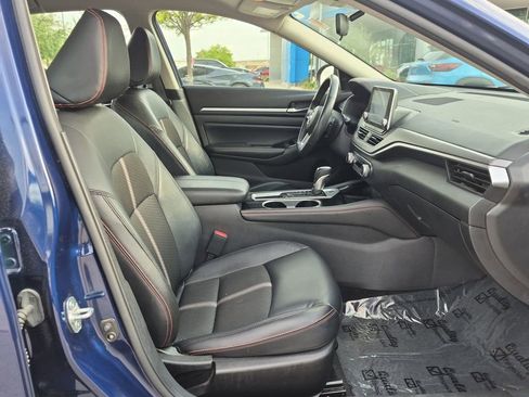 Used 2024 Nissan Altima 2.5 SR image 23