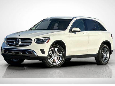 Used 2022 Mercedes-Benz GLC 300 image 2