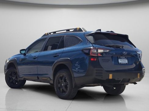 Used 2025 Subaru Outback Wilderness AWD/4WD image 19