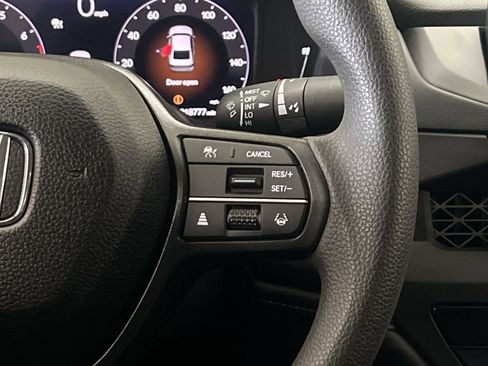 Used 2025 Honda Accord LX image 30