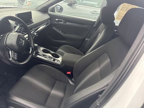 Used 2024 Honda Civic Sport image 3