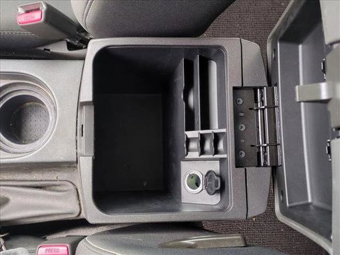 Used 2019 Nissan Frontier PRO-4X image 15