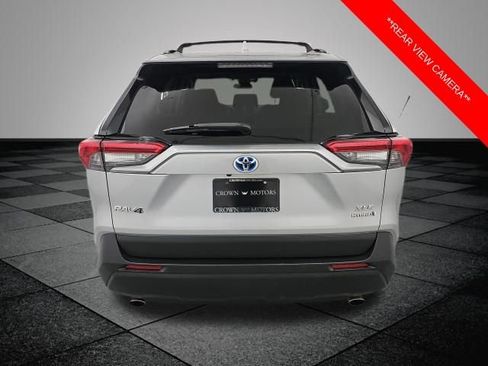 Used 2021 Toyota RAV4 XLE w/ Convenience Package image 5