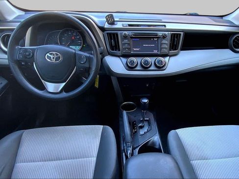 Used 2015 Toyota RAV4 LE FWD image 16