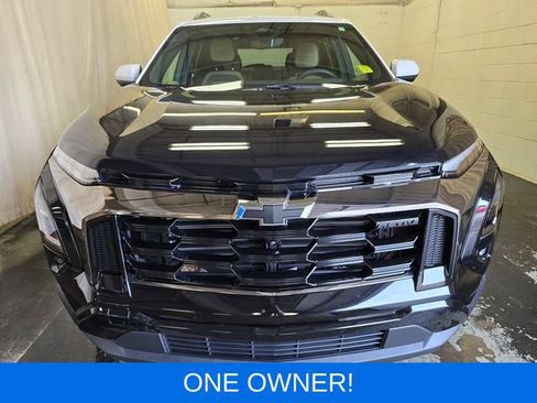 Used 2025 Chevrolet Equinox ACTIV w/ Safety and Technology Package AWD/4WD image 3