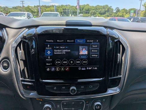 Used 2021 Chevrolet Traverse Premier w/ Redline Edition FWD image 24