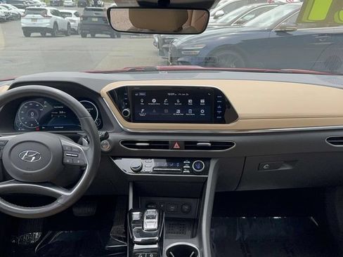 Used 2021 Hyundai Sonata Limited w/ Preferred Accessory Package FWD image 37