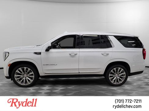 Used 2024 GMC Yukon Denali w/ Denali Reserve Package image 2