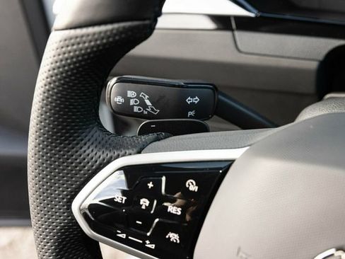 Used 2023 Volkswagen Arteon SEL w/ Arteon MDO Package (Z43) image 40