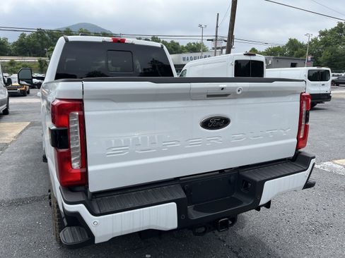 New 2026 Ford F350 XLT w/ XLT Premium Package AWD/4WD image 6