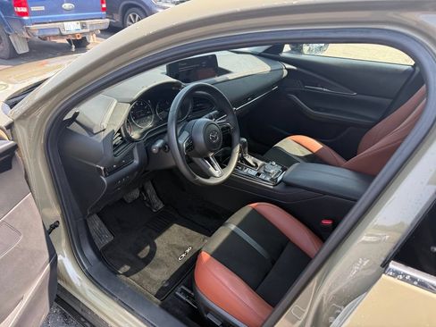 Used 2024 MAZDA CX-30 Carbon AWD/4WD image 7