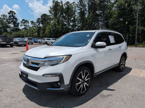 Used 2021 Honda Pilot Touring image 4