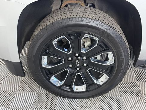 Used 2019 Chevrolet Tahoe Premier AWD/4WD image 8