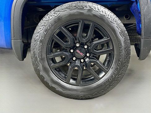 Used 2024 GMC Sierra 1500 Elevation image 28