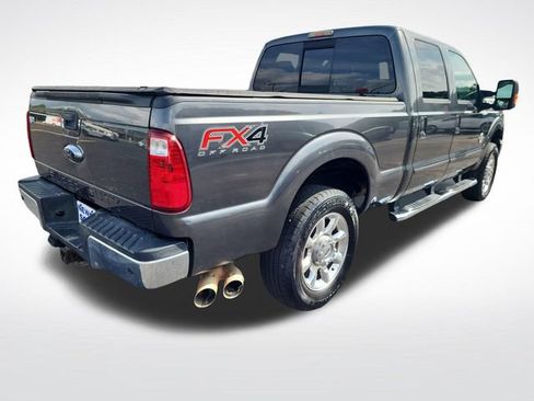 Used 2016 Ford F250 Lariat w/ Lariat Interior Package AWD/4WD image 5