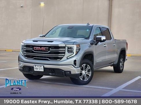 Used 2025 GMC Sierra 1500 SLT image 1