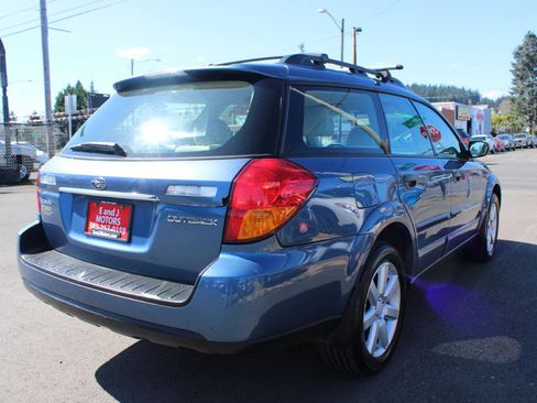 Used 2007 Subaru Outback 2.5i image 6
