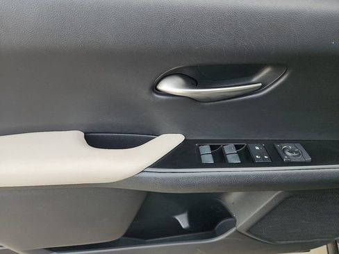 Used 2020 Lexus UX 250h w/ Premium Package image 13