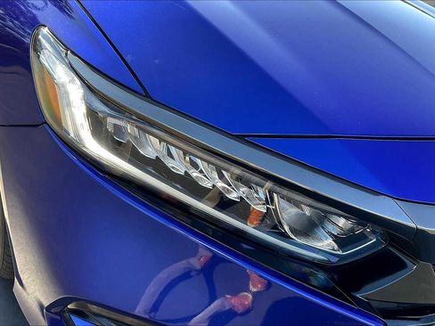 Used 2020 Honda Accord Sport image 30
