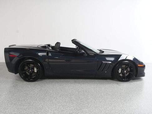 Used 2013 Chevrolet Corvette Grand Sport w/ 3LT Preferred Equipment Group RWD image 17