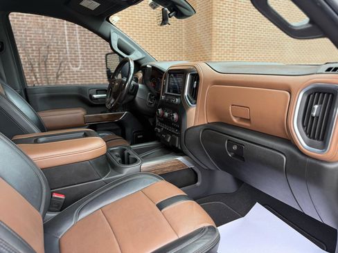 Used 2021 Chevrolet Silverado 3500 High Country image 45
