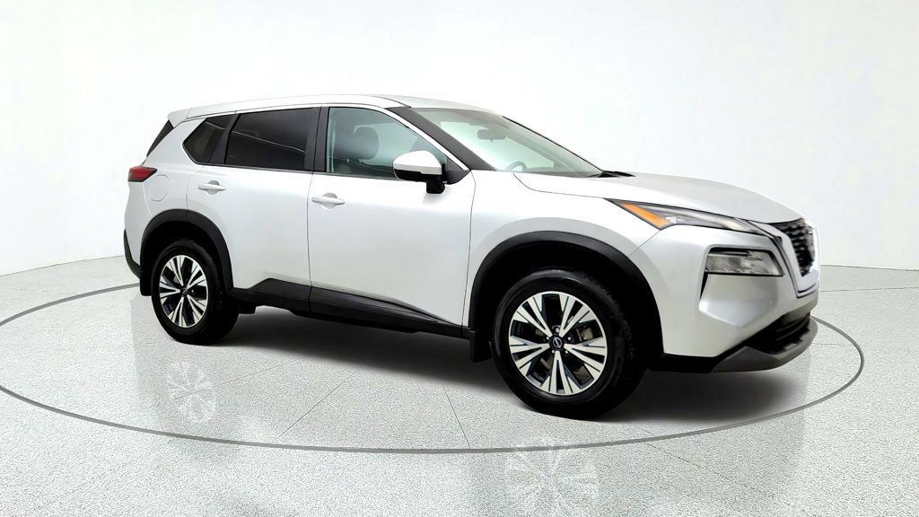 Used 2023 Nissan Rogue SV FWD image 3