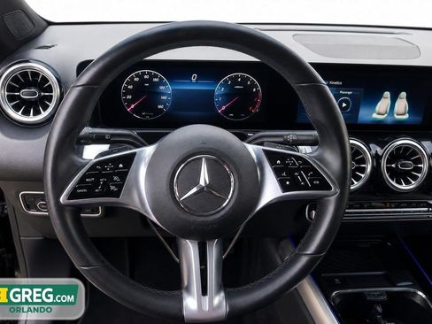 Used 2024 Mercedes-Benz GLB 250 image 13