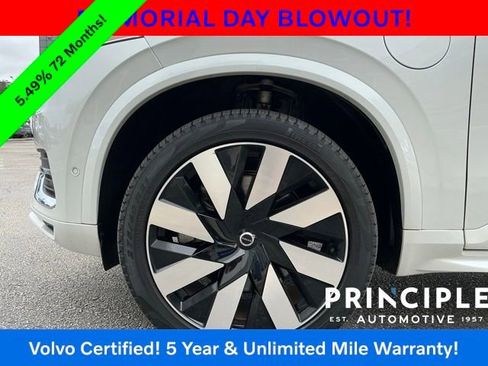 Certified 2024 Volvo XC90 T8 Plus w/ Protection Package Premier AWD/4WD image 10