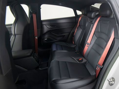 Certified 2023 Porsche Taycan 4S AWD/4WD image 38