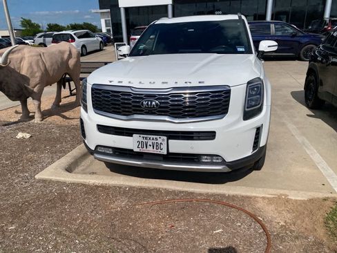 Used 2020 Kia Telluride SX w/ SX Prestige Package AWD/4WD image 2
