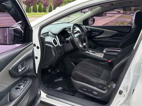 Used 2016 Nissan Murano SV AWD/4WD image 23