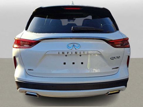 Used 2020 INFINITI QX50 Essential w/ Edition 30 Package AWD/4WD image 4