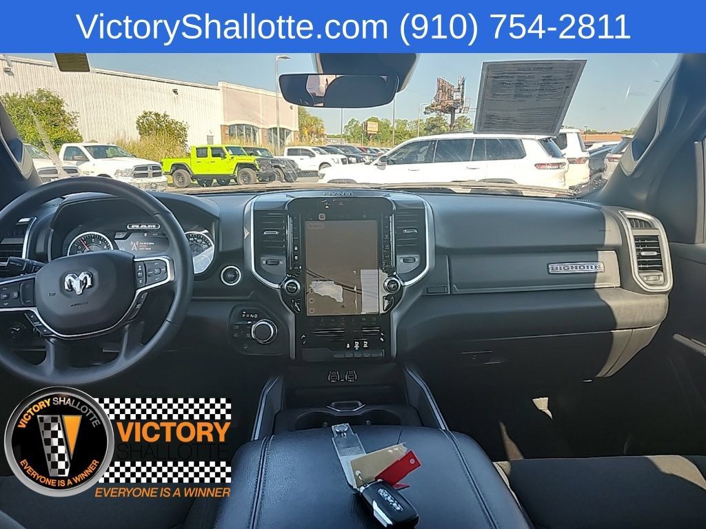 Used 2025 RAM 1500 Big Horn AWD/4WD image 4