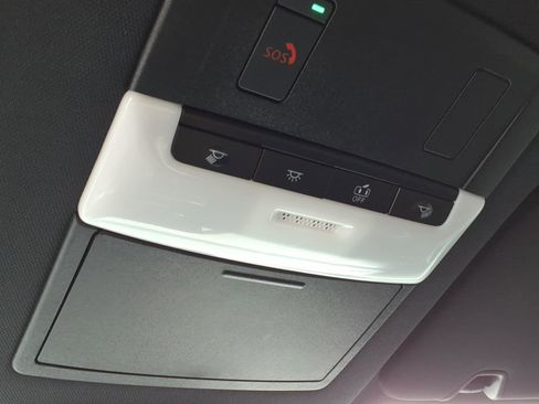 Used 2023 Nissan Pathfinder Rock Creek AWD/4WD image 22