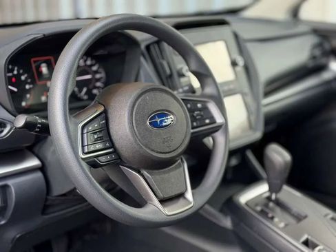 Used 2025 Subaru Impreza 2.0i AWD/4WD image 17