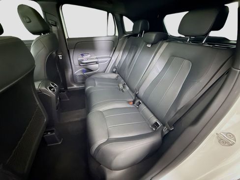 Used 2023 Mercedes-Benz GLA 250 w/ Premium Package image 24