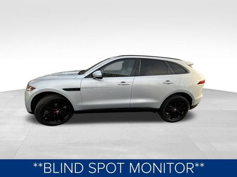 Used 2022 Jaguar F-PACE S image 12