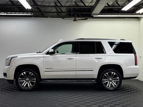Used 2018 GMC Yukon Denali AWD/4WD image 3