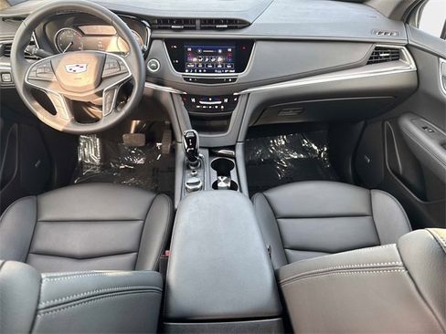 New 2025 Cadillac XT5 Luxury w/ LPO, Floor Liner Package image 14