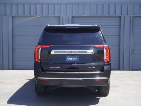 Used 2021 GMC Yukon XL SLT RWD image 4