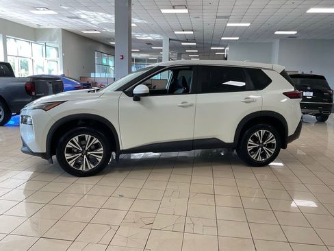 Used 2023 Nissan Rogue SV AWD/4WD image 4
