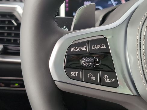 New 2026 BMW X7 xDrive40i w/ Executive Package image 14