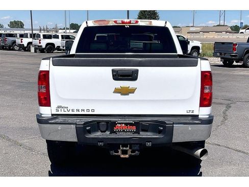 Used 2014 Chevrolet Silverado 2500 LTZ w/ LTZ Plus Package AWD/4WD image 4