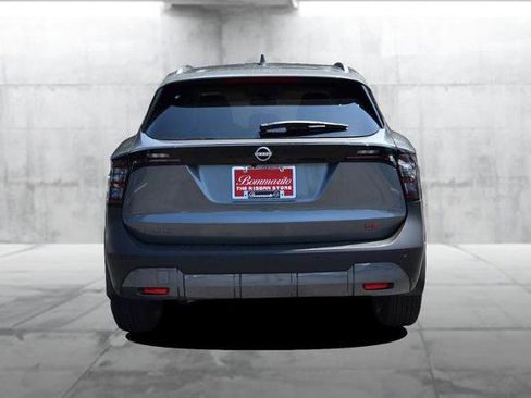 New 2025 Nissan Kicks SR image 6